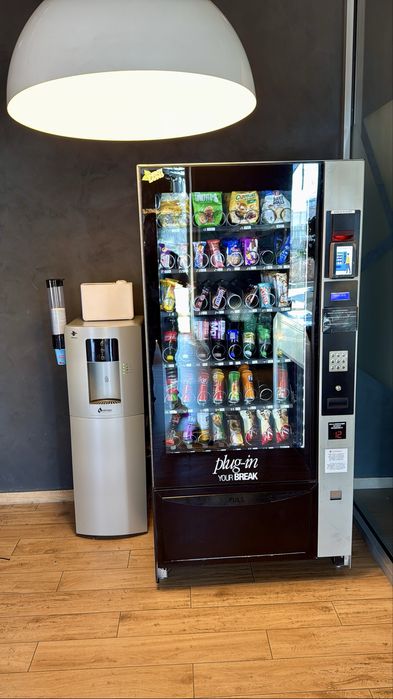 Aparat vanzare IARP London Vending cu telemetrie Televend Cloud si POS