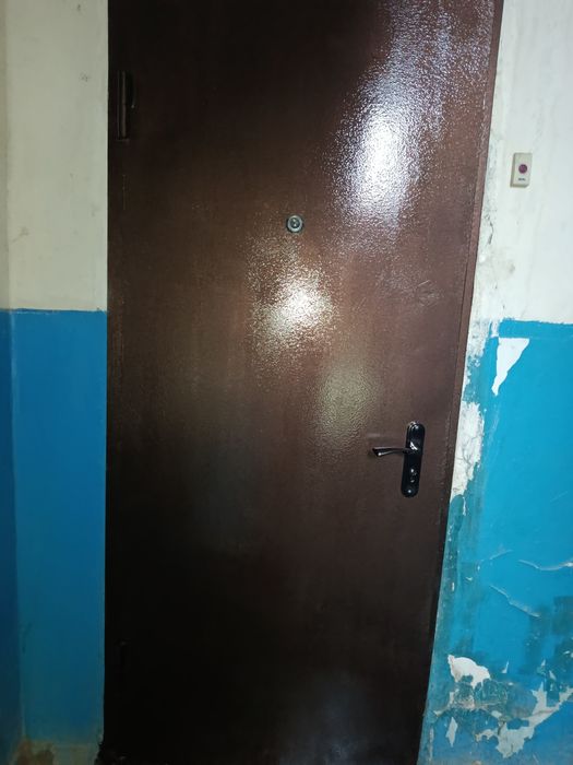 Аэропорт Авиагород 80аДом продаю свою квартиру 1/2 ..3 этаже 5 ке