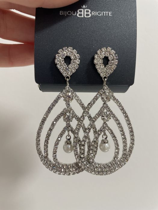 Дамски обеци с камъни