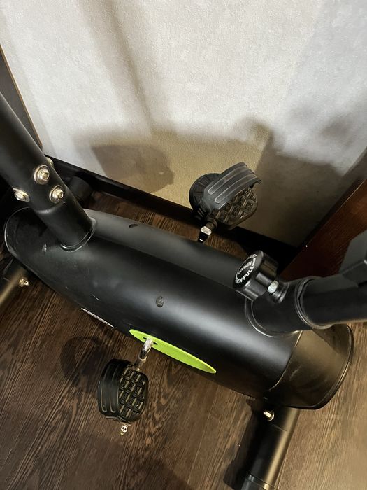 Продам Велотренажер