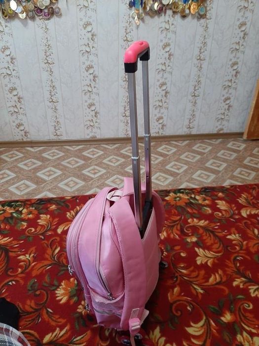 Продам школьный рюкзак