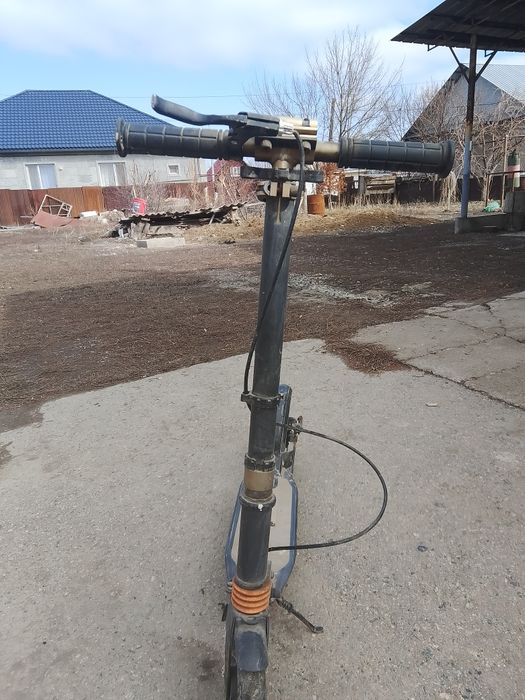 Продам самокат .