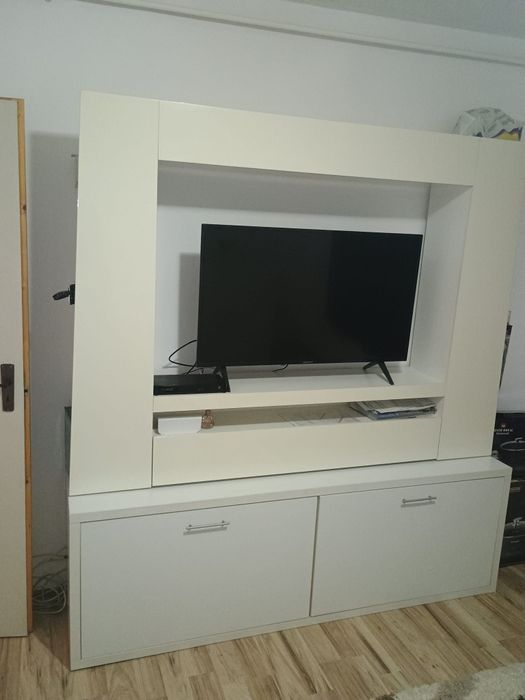 Vand apartament cu 2 camere
