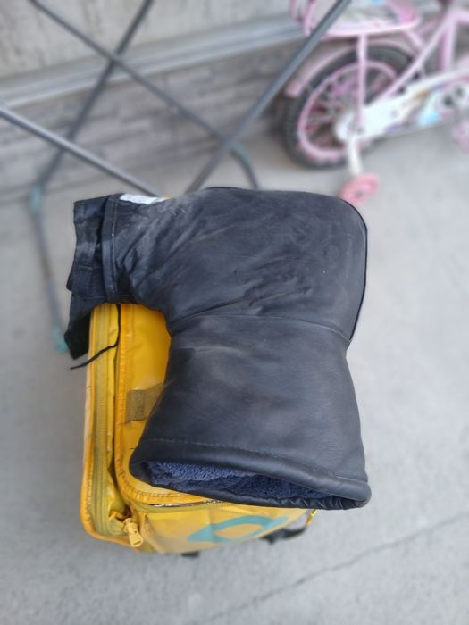 Продам  нарукафник и наколенники