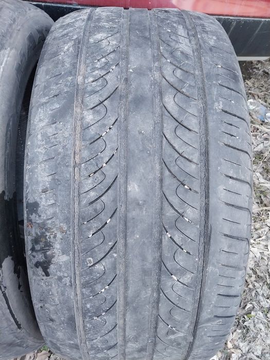 2 шины 285 45 R19 Maxtrek Китай.