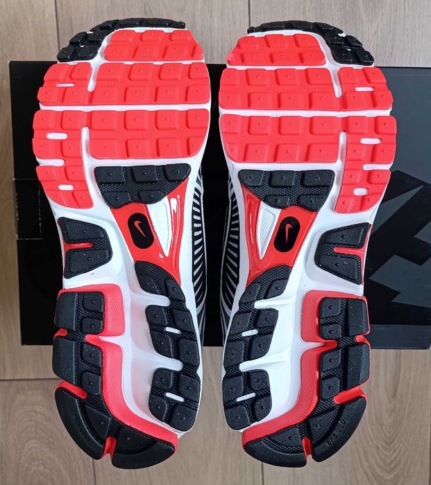 Nike Zoom Vomero 5