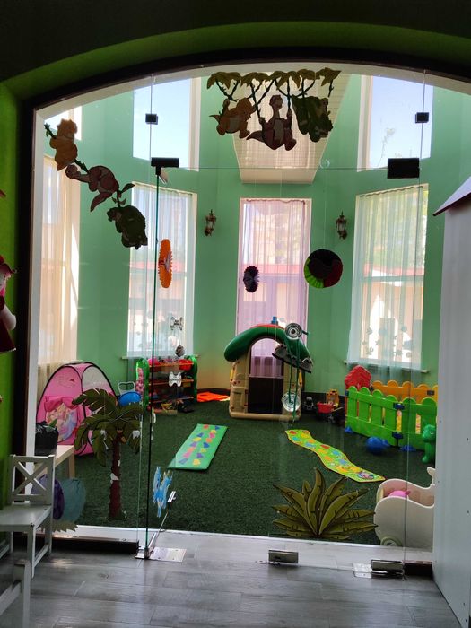 Действующий бизнес - детский сад. 12 соток, 1 228 м2=