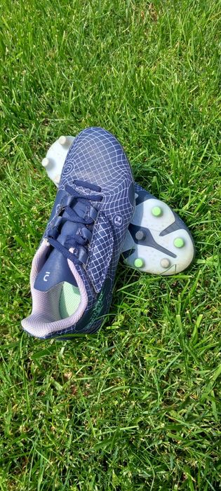 Ghete fotbal cu crampon în stare perfecta