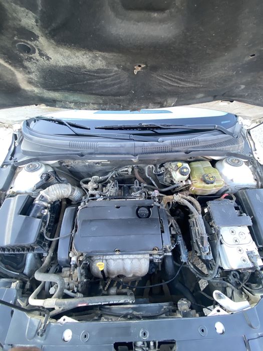 Продам хорошую машину