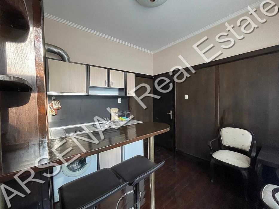 Двустаен апартамент под наем, Център