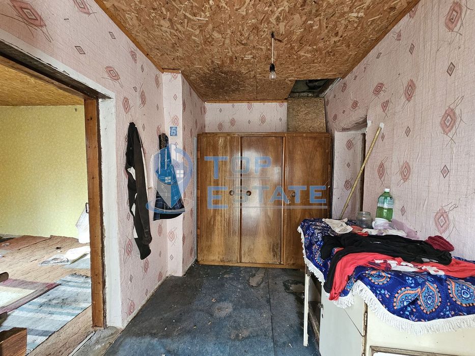 Продава се Къща в с. Козловец, Област Велико Търново - 120 кв.м за 92 €/кв.м - Снимка #4