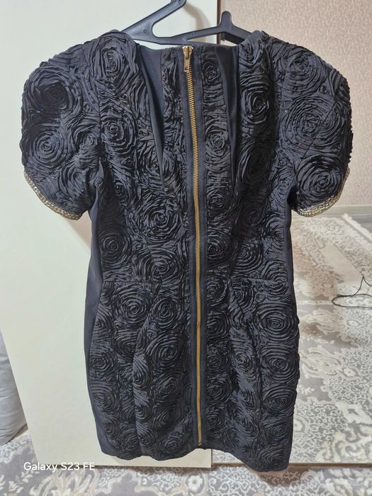 Продам коктейльное платье