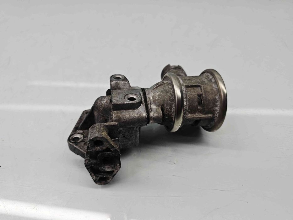 Supapa EGR  Volkswagen Golf 5 (1K1) [Fabr 2004-2008] 06A131166E 1.6 Be