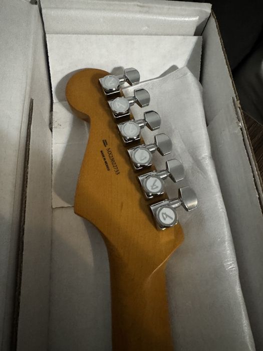Gat de chitara Fender player plus Stratocaster 22