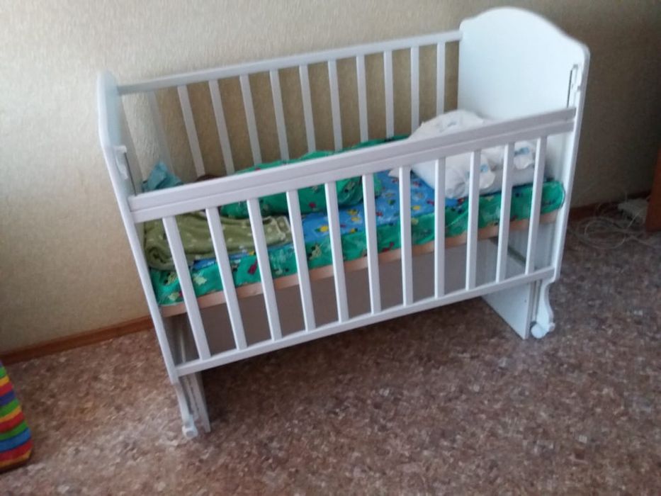 Кроватка детская