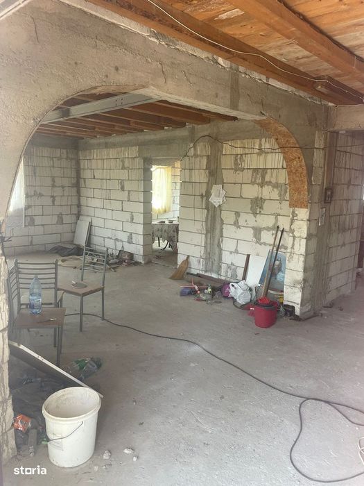 De vanzare casa Tiganesti P+M