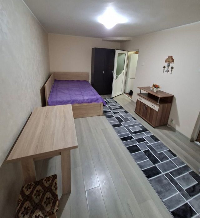 Inchiriez garsoniera