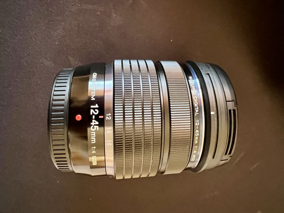 OM System 12-45 F4 Pro