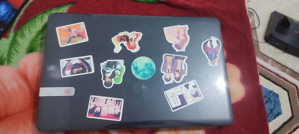 Срочно продается б/у ноутбук