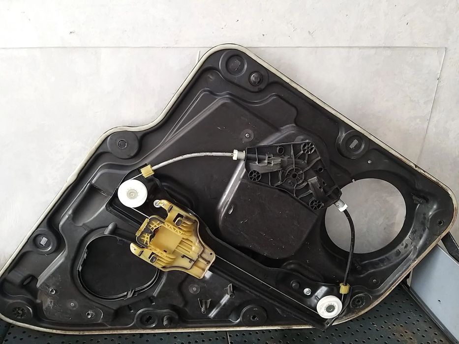 Macara geam electric dreapta spate jeep grand cherokee 4 wk wk2 55113614ak 55113614am