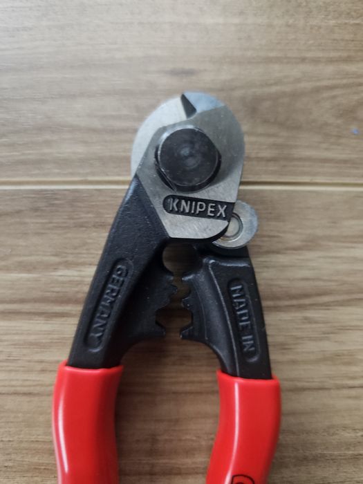 Cleste taiat cabluri si sarma, 10 mm2, 190 mm, KNIPEX 95 61 190