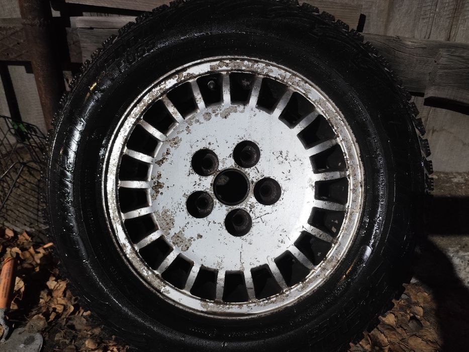 Продам диски с зимней резиной