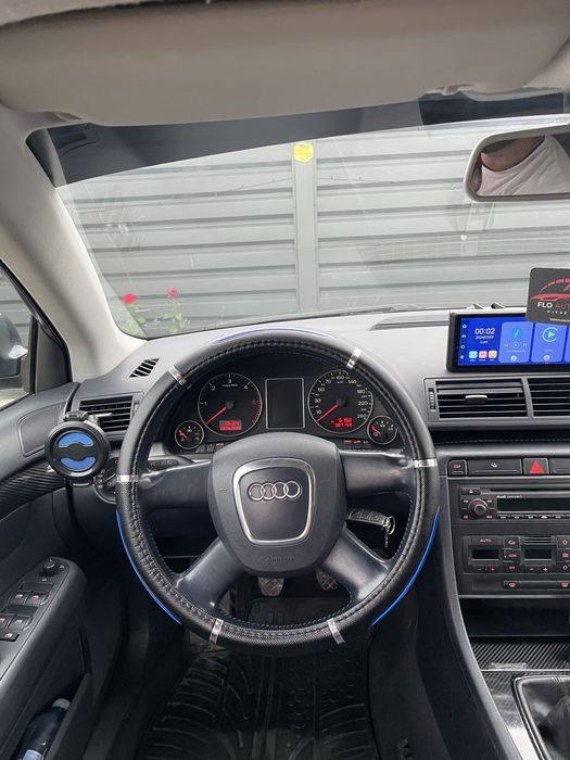 Audi A4 B7.