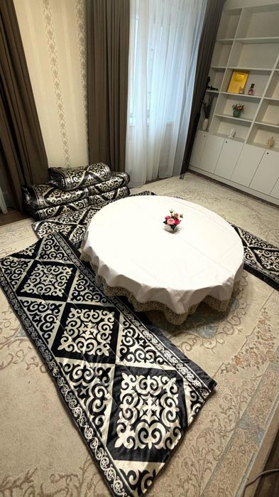 Круглый стол стол