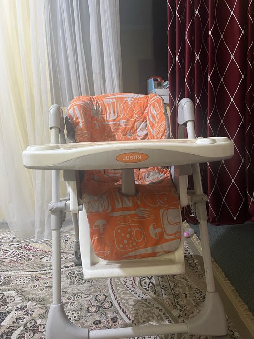 Продаю стульчик для кормления