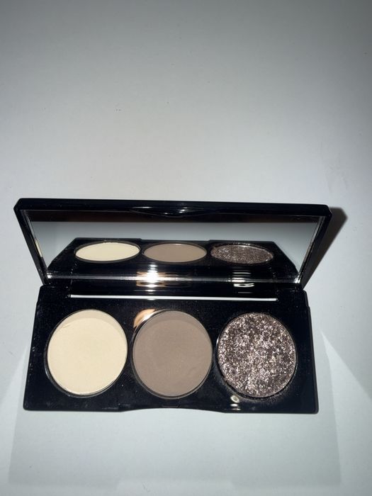 Bobbi brown палетка теней