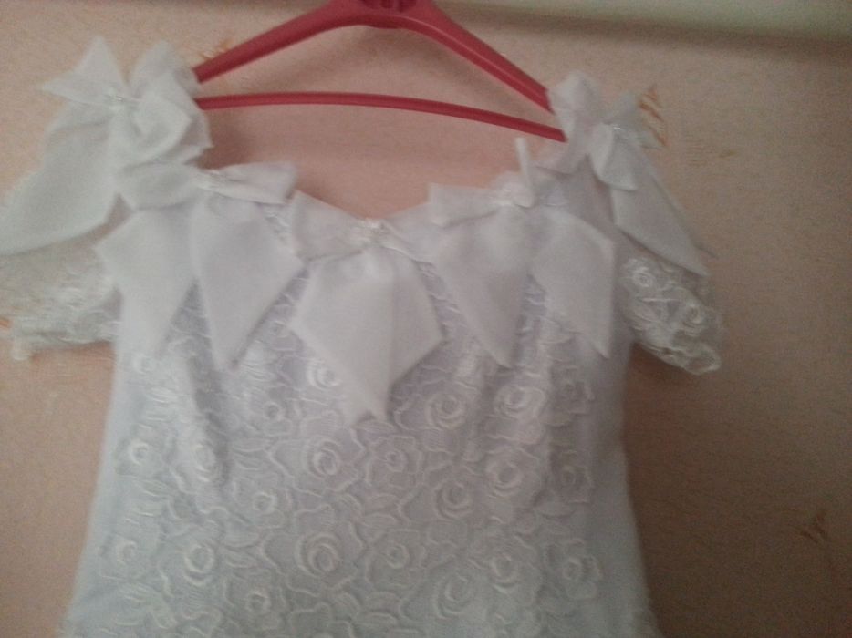 Свадебное платье декольте., 46-48р