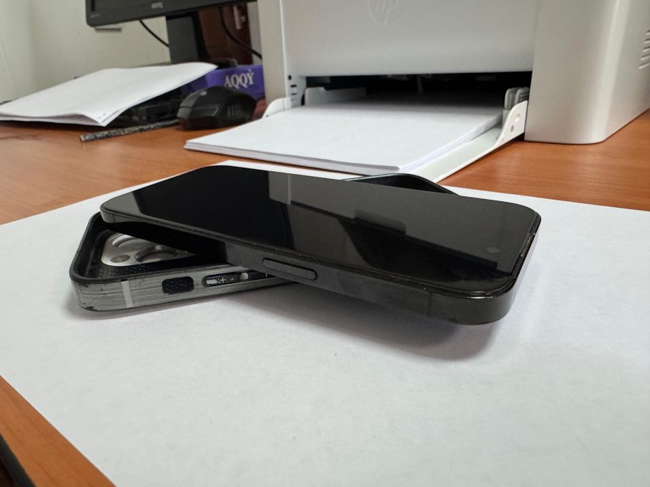 Продам Iphone 14 pro 128gb