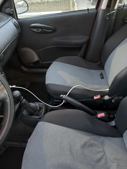 Vând Fiat Punto. 1.2 benzina