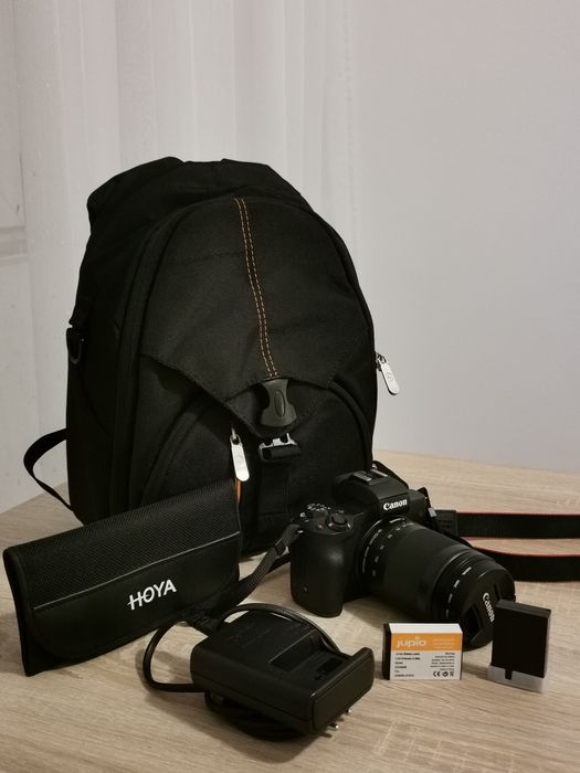 Kit aparat foto/video Canon M50 Mirrorless