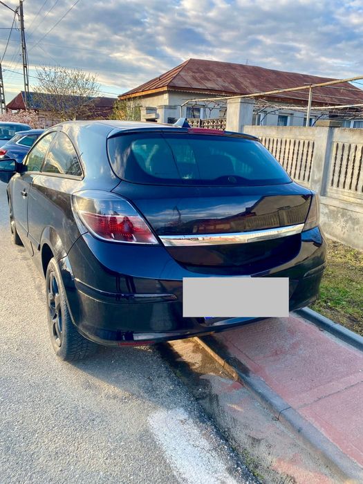 Vând Opel astra 2007 în două usi