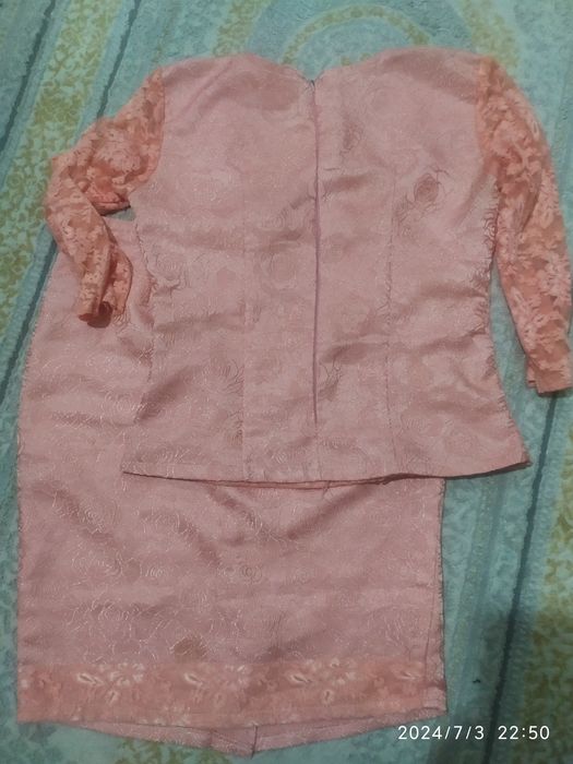 Yengil Ayollar kiyimi