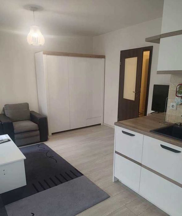 Дава се под наем Двустаен апартамент в Пловдив, Кършияка - 65 кв.м за 375 € - Снимка #1