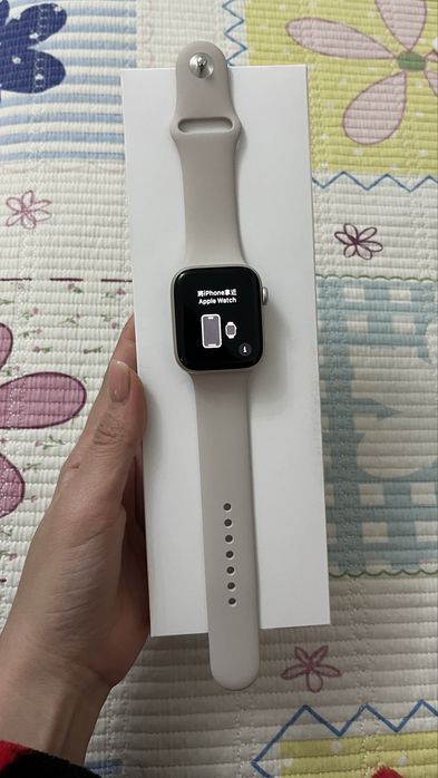 Смарт-часы Apple Watch SE 2 Gen