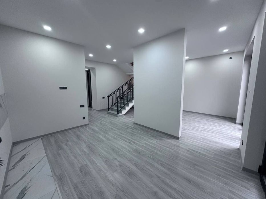 Продаётся Коттедж 1,6 сот 5 ком Мирабадский Азербажанский центр