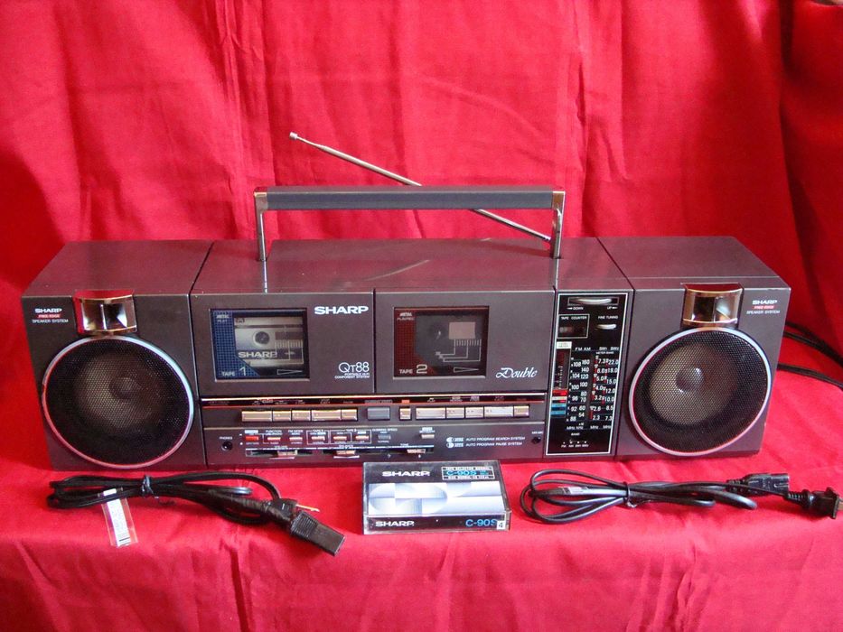 SHARP QT - 88 Z D. 1985 год. Редкий  Made in Japan ORIG.