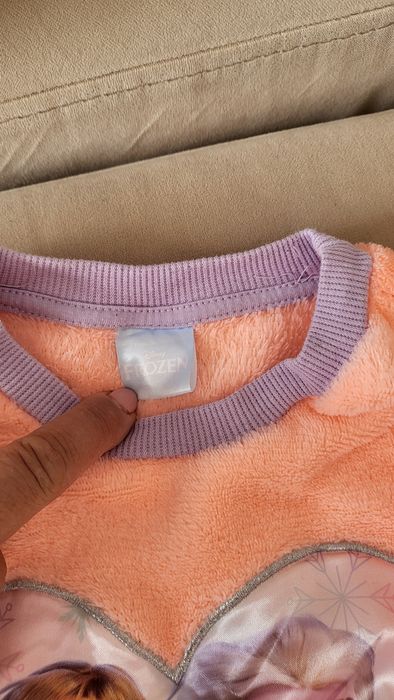 Пижами frozen,DKNY за 4 год