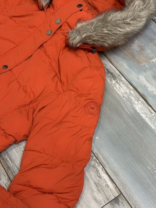 Дамско зимно яке Tommy Hilfiger — размер М, отлично състояние