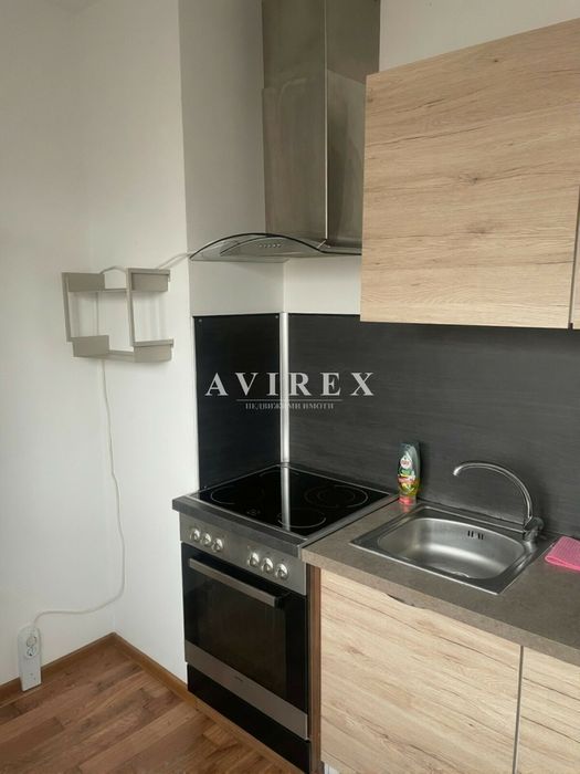 Дава се под наем Едностаен апартамент в Пловдив, Кючук Париж - 48 кв.м за 255 € - Снимка #1