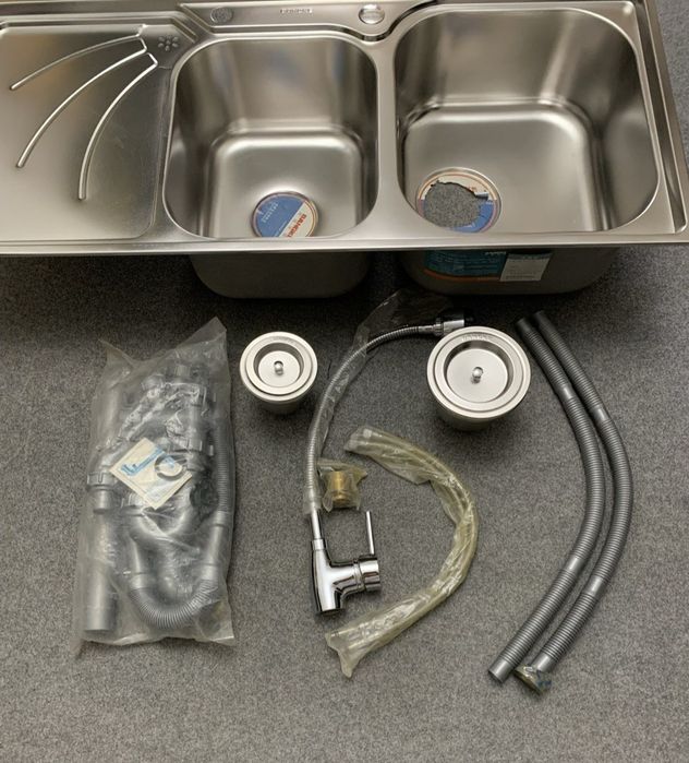 Продам мойку для кухни