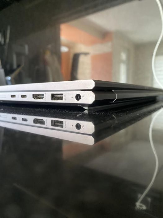 HP ZBook Firefly 15,6” , 32GB, 1TB SSD, Intel Core i7 10610u