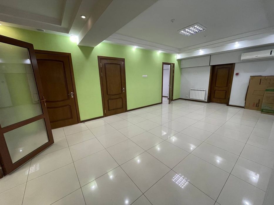 Аренда в центре коммерческое помещение Ц-1 / Музей Ашрафи Первая линия