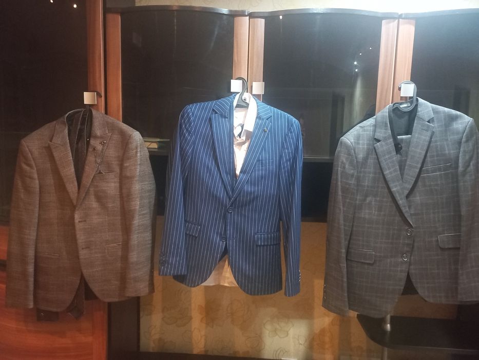 Костюмю тройки,двойки за 5к