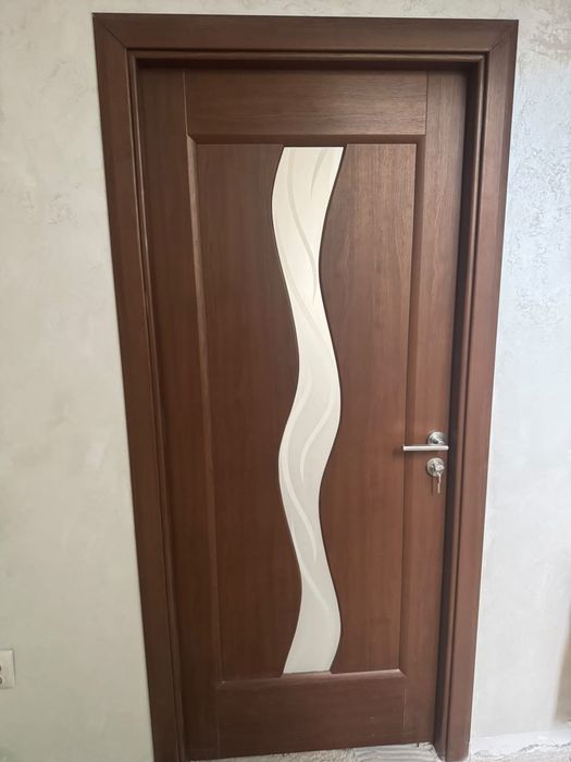 Ușă de vânzare in stare perfecta