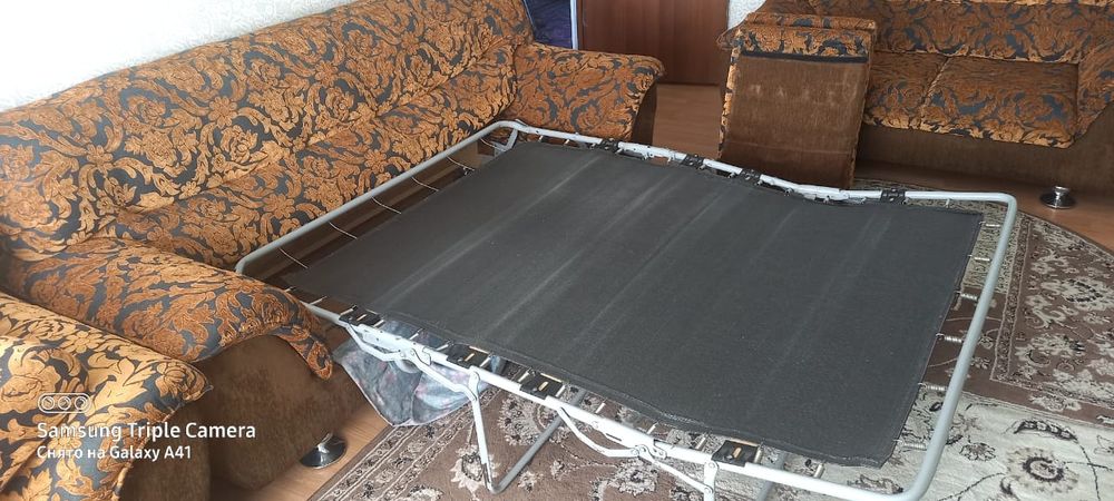 Мягкий уголок тройка