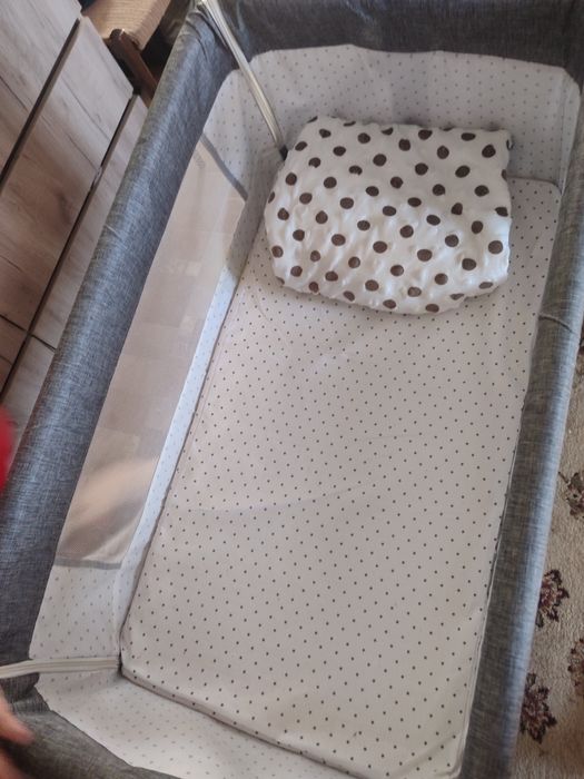 Продам детскую кроватку